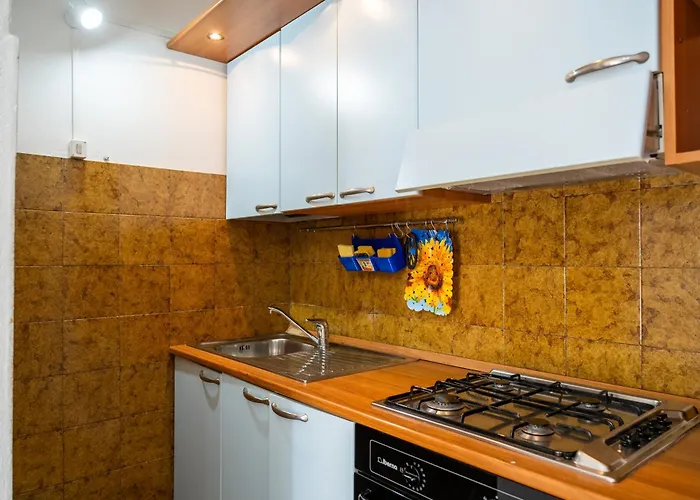 Two Steps From The Sea Puccini Seahouse *