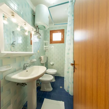 Two Steps From The Sea Puccini Seahouse * Lido Adriano